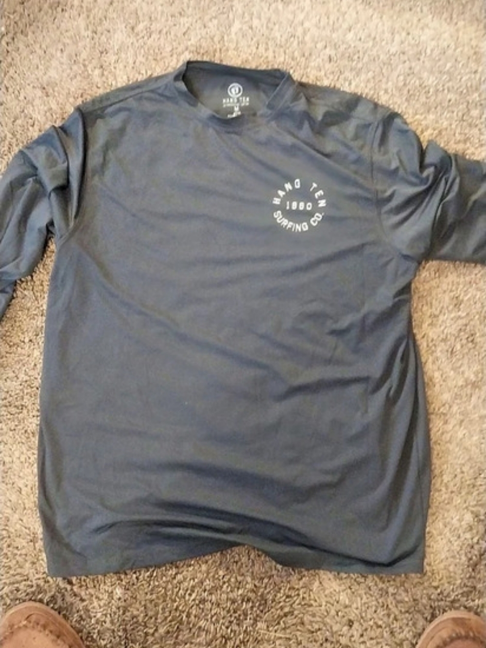 Hang Ten 1960 Surfing Co. Short Sleeve Tee in Black Size Medium Like New